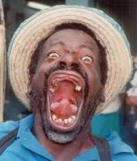 Africain qui rit de toutes ses dents !